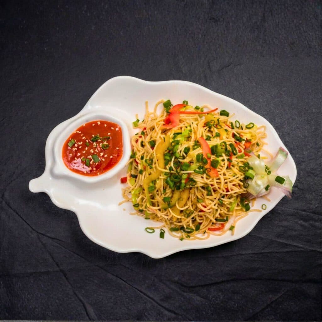 Veg Hakka Noodles